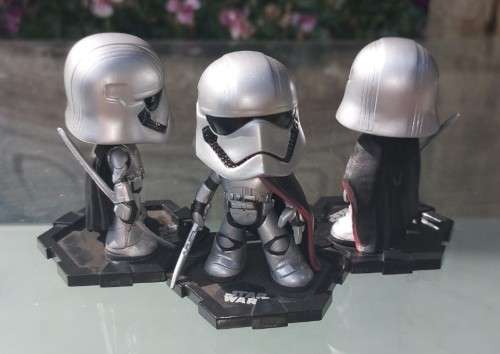 CAPTAIN PHASMA (NO 1 of 3 HEAD STRAIGHT) WITH BATON AND CAPE STAR WARS LAST JEDI 2017 FUNKO MYSTERY