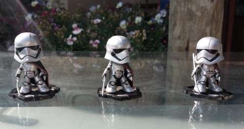 CAPTAIN PHASMA (NO 1 of 3 HEAD STRAIGHT) WITH BATON AND CAPE STAR WARS LAST JEDI 2017 FUNKO MYSTERY