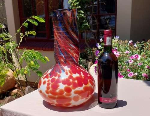 STUNNING LARGE (39CM HIGH) HAND BLOWN GLASS ART VASE WITH PONTIL MARK IN VERY GOOD CONDITION