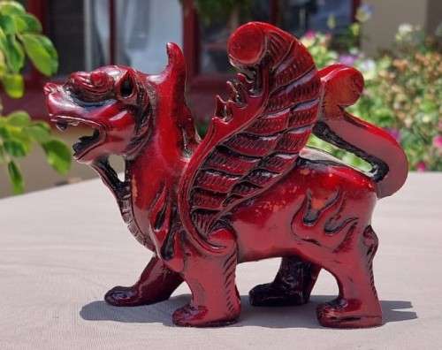 FENG SHUI CINNABAR RESIN (TREE SAP) CARVED MALE KYLIN DRAGON FOR GOOD LUCK AND PROTECTION