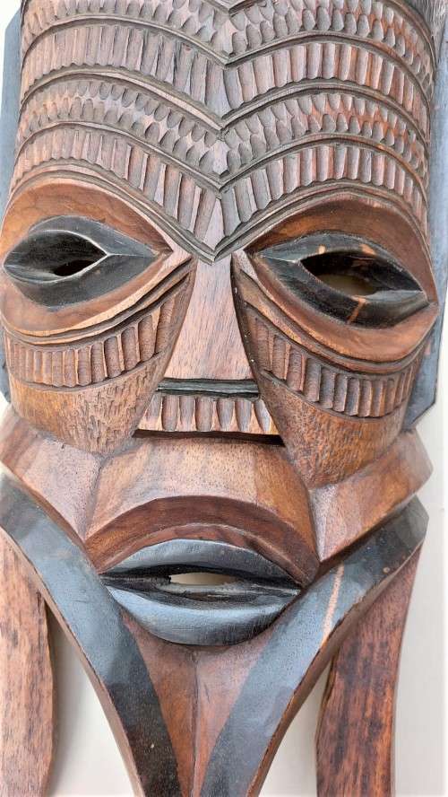 HAND CARVED WOODEN EAST AFRICAN JAMBO (GREETINGS) MASK - UNIQUE DESIGN - HANDHELD - 65CM HIGH