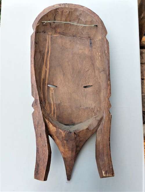 HAND CARVED WOODEN EAST AFRICAN JAMBO (GREETINGS) MASK - UNIQUE DESIGN - HANDHELD - 65CM HIGH