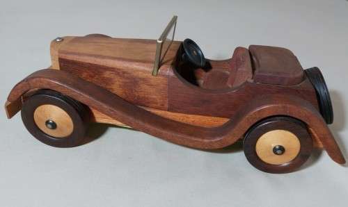 FANTASTIC WOODEN JAGUAR SS-100 FROM 1936 - HANDMADE FROM 7 DIFFERENT WOODS!