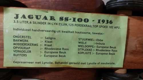 FANTASTIC WOODEN JAGUAR SS-100 FROM 1936 - HANDMADE FROM 7 DIFFERENT WOODS!