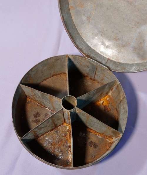 VICTORIAN 1850S ANTIQUE TOLEWARE SPICE TIN  150 YEARS OLD!  ORIGINAL ANTIQUE VICTORIAN TOLEWARE SPI