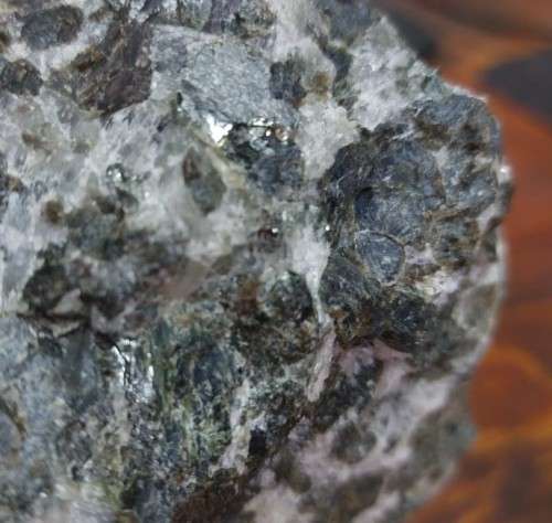 BEAUTIFUL HEAVY CHUNK OF AMPHIBOLITE (SOLD AS BLACK GRANITE) METAMORPHIC ROCK