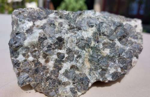 BEAUTIFUL HEAVY CHUNK OF AMPHIBOLITE (SOLD AS BLACK GRANITE) METAMORPHIC ROCK