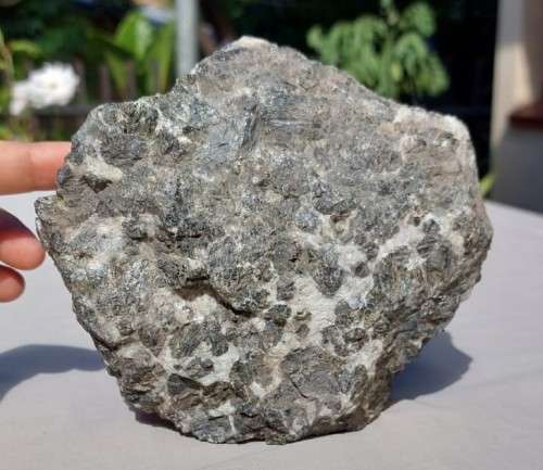 BEAUTIFUL HEAVY CHUNK OF AMPHIBOLITE (SOLD AS BLACK GRANITE) METAMORPHIC ROCK