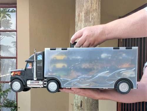 TOY TRUCK TRANSPORT CARRIER  WITH 28 DIE CAST CARS!
