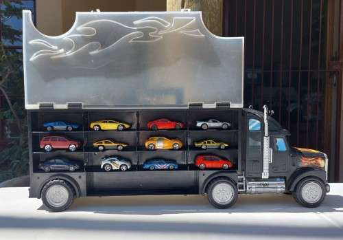 TOY TRUCK TRANSPORT CARRIER  WITH 28 DIE CAST CARS!