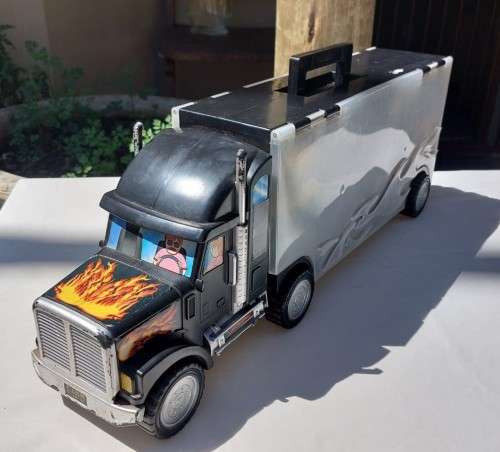 TOY TRUCK TRANSPORT CARRIER  WITH 28 DIE CAST CARS!