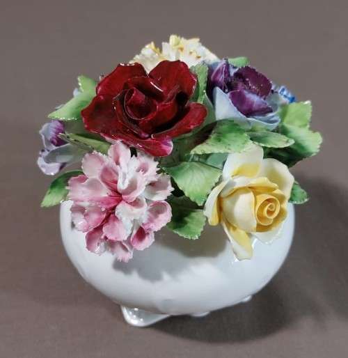 EXQUISITE ROYAL ADDERLEY 1964-1970S SPRING FLOWER BOUQUET