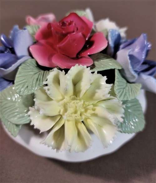 PRETTY COALPORT BONE CHINA FLOWER VASE