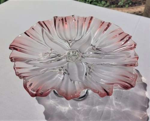 NO 2 of 2 WALTHER GLAS LARGE SYLVIA PATTERN FROSTED CHRYSTAL GLASS CAKE STAND