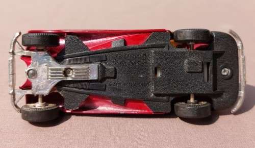 FIVE OLD MOBILE DIE CAST CARS