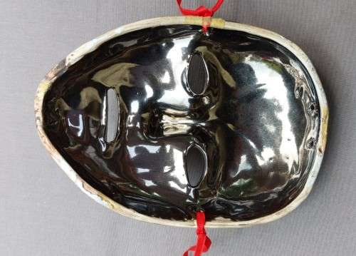METALLIC GREY/BLACK VENETIAN STYLE CERAMIC MASQUERADE MASK WALL HANGING