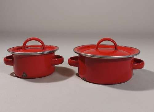 CUTE RED ENAMEL KIDS COOKING POT SET