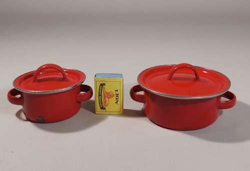 CUTE RED ENAMEL KIDS COOKING POT SET