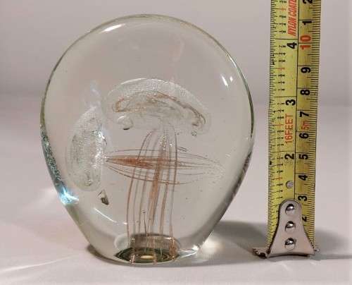 JELLEYFISH ART GLASS PAPERWEIGHT - SKILLFULLY HANDMADE
