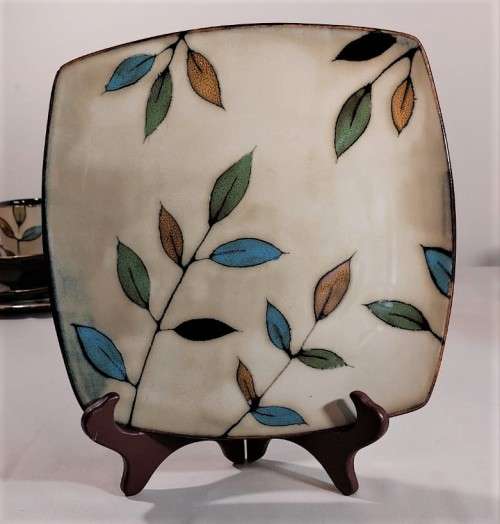 PFALTZGRAFF RUSTIC LEAVES 24 PIECE (6 PERSON) DINNERWARE SET CRAFTED OF STONEWARE