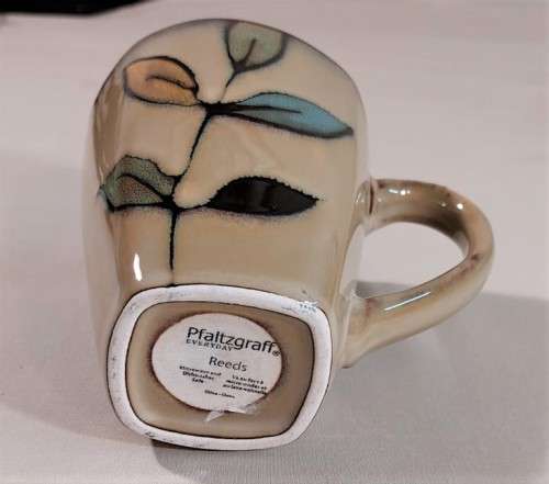 PFALTZGRAFF RUSTIC LEAVES 24 PIECE (6 PERSON) DINNERWARE SET CRAFTED OF STONEWARE