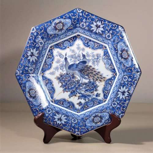 RARE OCTAGONAL (8-SIDED) IMARI JAPANESE PLATE WITH FLORAL AND PEACOCK DESIGN AND GOLD RIM