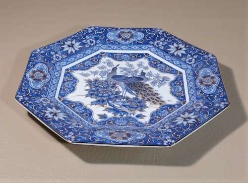 RARE OCTAGONAL (8-SIDED) IMARI JAPANESE PLATE WITH FLORAL AND PEACOCK DESIGN AND GOLD RIM