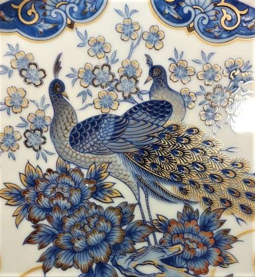 RARE OCTAGONAL (8-SIDED) IMARI JAPANESE PLATE WITH FLORAL AND PEACOCK DESIGN AND GOLD RIM