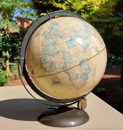 RAND MCNALLYS HISTORICAL SHIPS GLOBE FROM THE 1970S - RARE LARGE 30CM DIAMETER GLOBE MADE IN THE USA