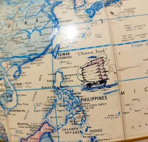 RAND MCNALLYS HISTORICAL SHIPS GLOBE FROM THE 1970S - RARE LARGE 30CM DIAMETER GLOBE MADE IN THE USA