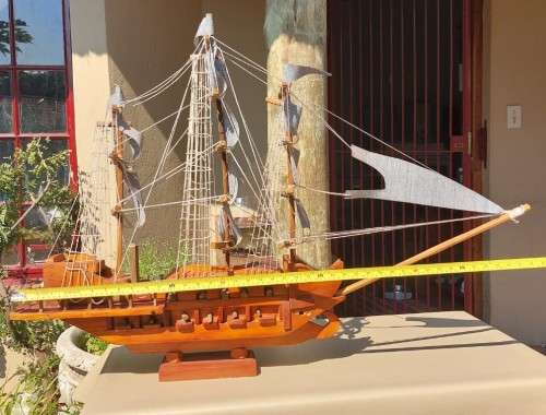 LARGE 1,1M LONG 75CM HIGH CUSTOM MADE 3 MASTED WOODEN SAILING WAR SHIP OR GALLEON