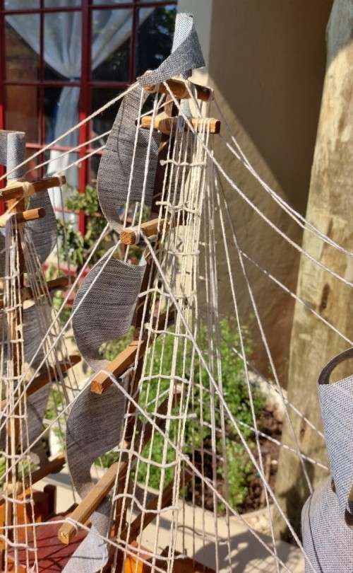 LARGE 1,1M LONG 75CM HIGH CUSTOM MADE 3 MASTED WOODEN SAILING WAR SHIP OR GALLEON