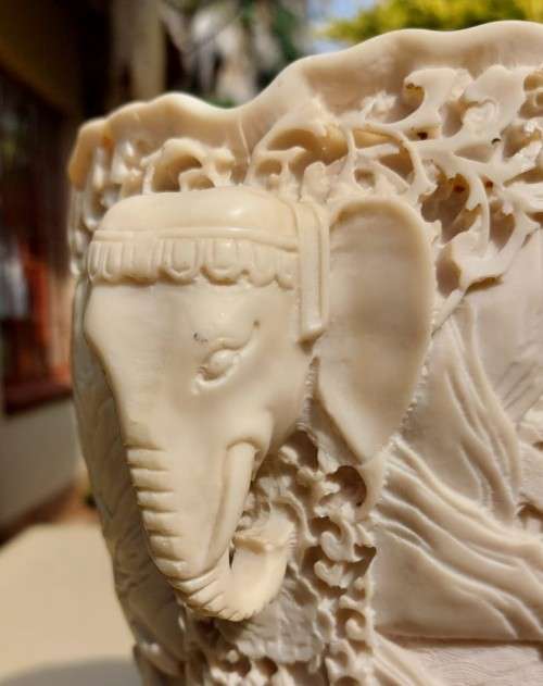 CHINESE INSPIRED RESIN MARBLE COMPOSITE CHINOISERIE VASE MADE IN ITALY