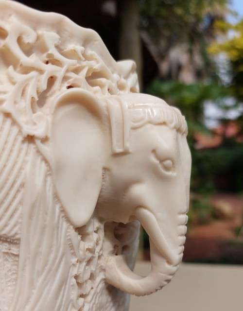 CHINESE INSPIRED RESIN MARBLE COMPOSITE CHINOISERIE VASE MADE IN ITALY