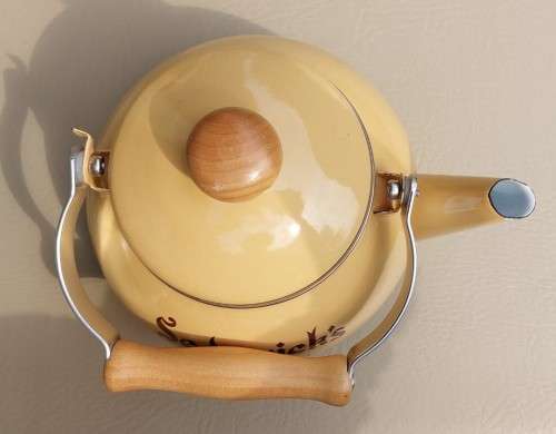 ENAMEL SEDGWICKS THE ORIGINAL OLD BROWN SHERRY CREAM LARGE TEAPOT 23CM HIGH WITH LID AND HANDLE