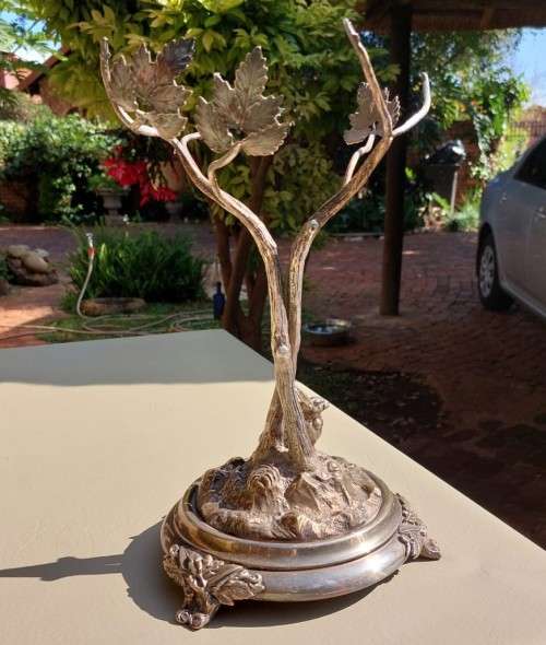ANTIQUE WBC SILVERPLATED CENTREPIECE FRUIT STAND