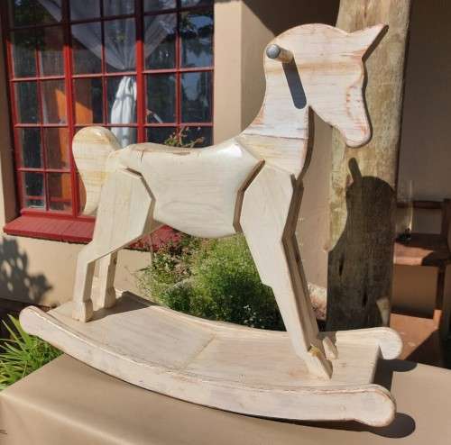 VINTAGE WOODEN ROCKING HORSE LARGE 80CM HIGH 90CM WIDE