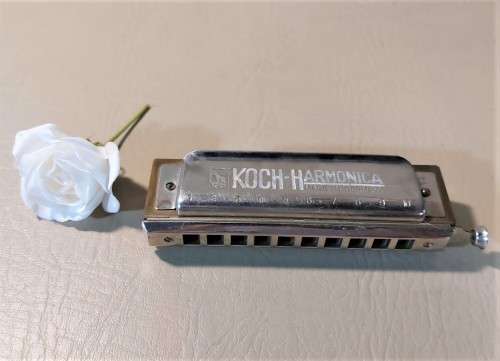 HOHNER KOCH CHROMATIC HARMONICA VINTAGE GERMAN IN GOOD WORKING CONDITION THE 2ND OF 2 ON AUCTION
