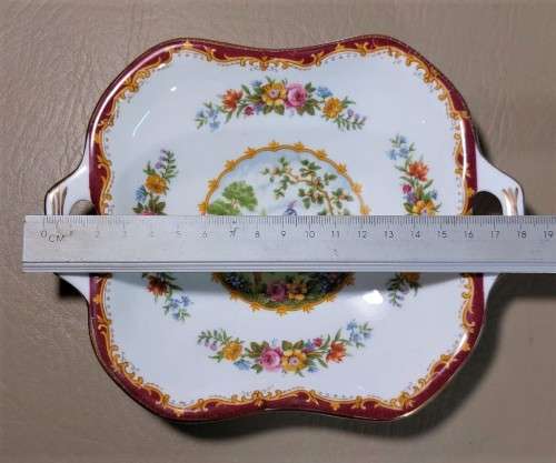 ROYAL ALBERT VINTAGE 1940S SQUARE SHAPED CHELSEA BIRD PATTERN SWEET DISH WITH PIERCED HANDLES