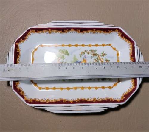 ROYAL ALBERT VINTAGE 1940S DIAMOND SHAPED CHELSEA BIRD PATTERN BON BON DISH