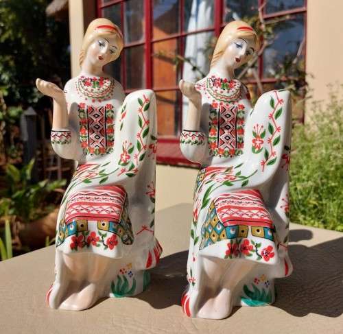 VINTAGE 1990S UKRANIAN KYIV PORCELAIN FIGURINES