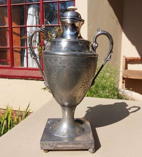 ANTIQUE 140 YEAR OLD NODDER AND SONS SHEFFIELD BRITTANIA METAL HOT WATER AND TEA URN