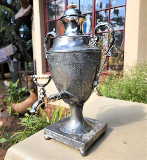 ANTIQUE 140 YEAR OLD NODDER AND SONS SHEFFIELD BRITTANIA METAL HOT WATER AND TEA URN