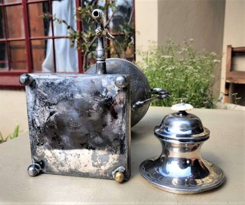 ANTIQUE 140 YEAR OLD NODDER AND SONS SHEFFIELD BRITTANIA METAL HOT WATER AND TEA URN