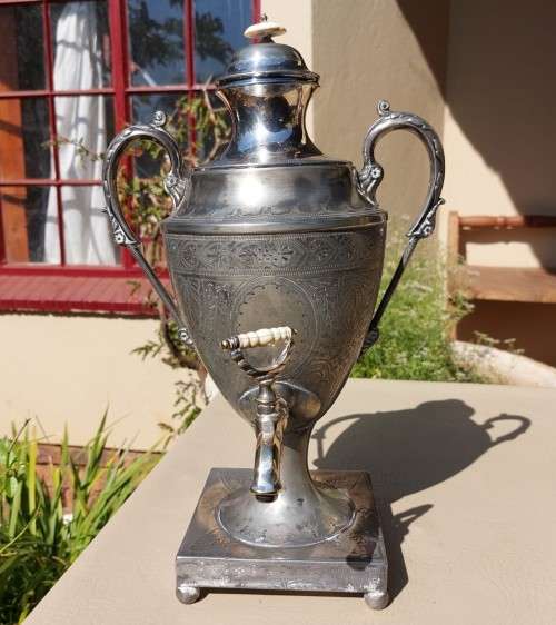 ANTIQUE 140 YEAR OLD NODDER AND SONS SHEFFIELD BRITTANIA METAL HOT WATER AND TEA URN