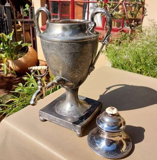 ANTIQUE 140 YEAR OLD NODDER AND SONS SHEFFIELD BRITTANIA METAL HOT WATER AND TEA URN