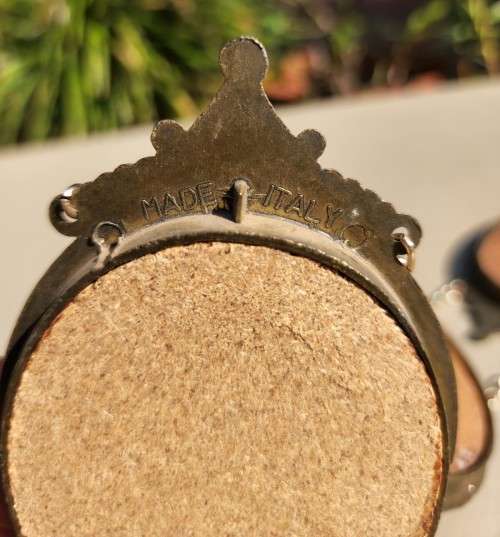 THREE (3) SMALL (14x8CM) OVAL BRASS PHOTO FRAMES CHAINED TOGETHER MADE IN ITALY VINTAGE