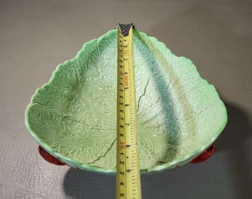 RARE EARLY CARLTON WARE 1930S-1960S CABBAGE LEAF LOBSTER FEET SALAD BOWL