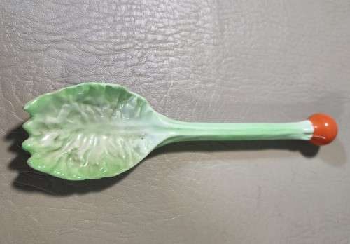 RARE EARLY CARLTON WARE 1930S-1960S CABBAGE LEAF LOBSTER FEET SALAD BOWL
