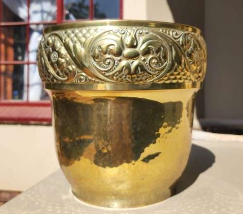 FAMOUS GERMAN DESIGNER IGNATIUS TASCHNER! BRASS PLANTER - ANTIQUE FROM EARLY 1900S